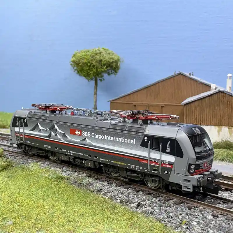 Locomotive électrique Vectron, 193 451-2, SBB Cargo International, Ep. VI, digital son - FLEISCHMANN 7570048 - N 1/160 Authentique