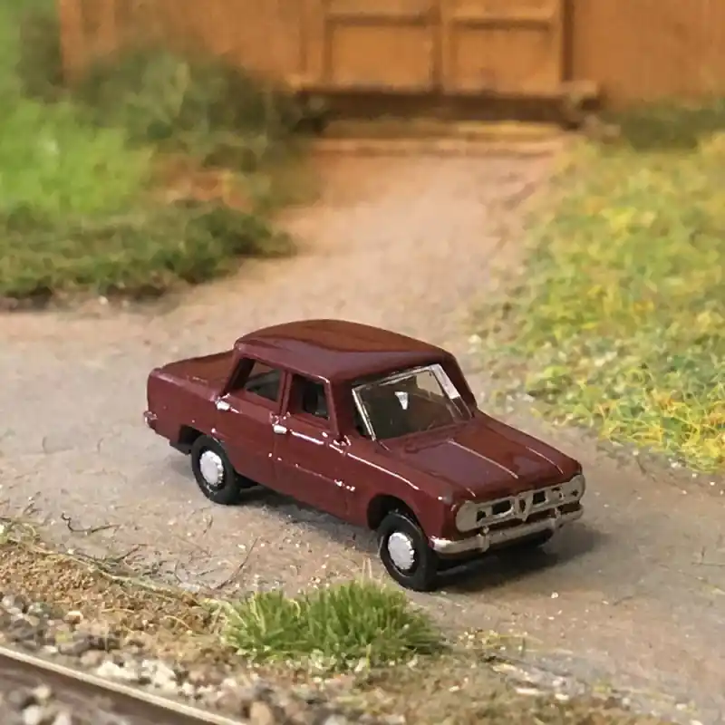 Alfa Romeo Giulia, rouge foncé, 1962 - Starline Models 61410 - N 1/160 Offre Spéciale