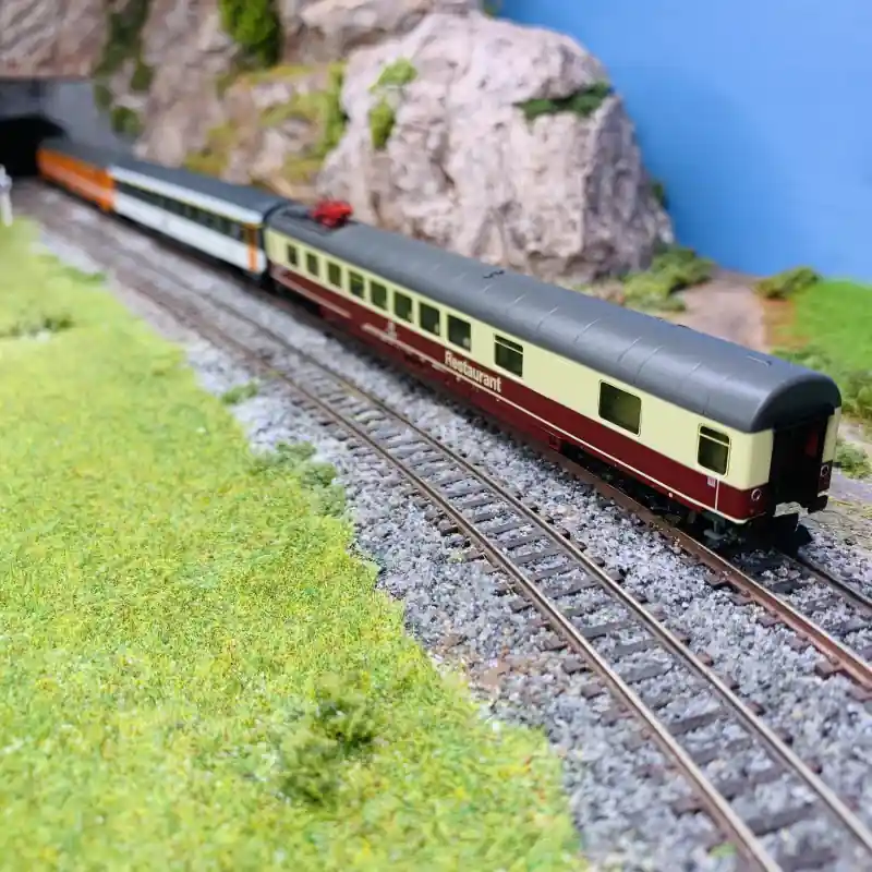 Coffret de voitures de voyageurs EuroCity, ÖBB, Ep IV-V - ARNOLD HN4390 - N 1/160 Commande En Gros