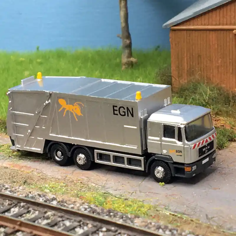 Camion Poubelle MAN F90, EGN, Gris clair - MINIS LC4664 - N 1/160 Soldes