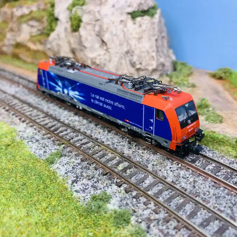 Offre Spéciale Locomotive électrique 484 011-2, CFF Cargo , Ep VI - FLEISCHMANN 738811 - N 1/160