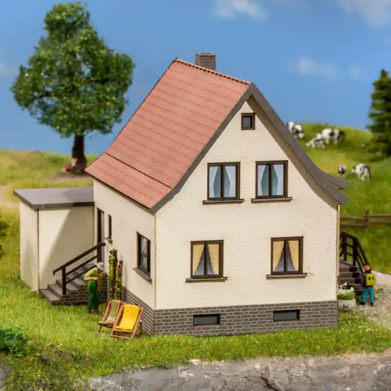 Maison Familiale avec garage, Laser Cut - NOCH 63606 - N 1/160 Prix Cassé