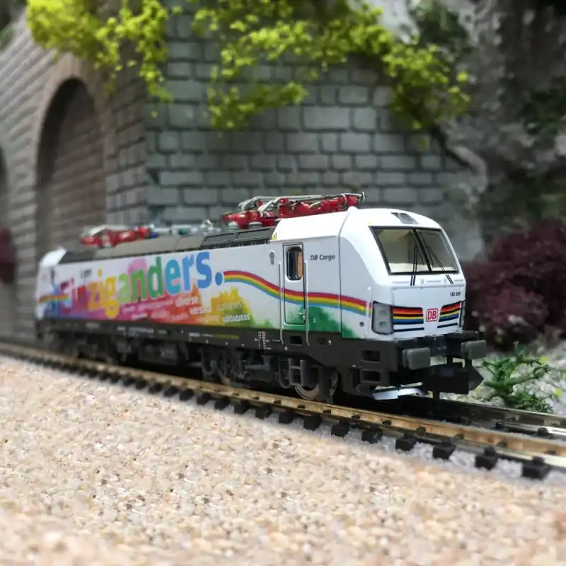 Locomotive Vectron "Einziganders" DB Ep VI digital son-N 1/160-HOBBYTRAIN H3011S Offre Spéciale