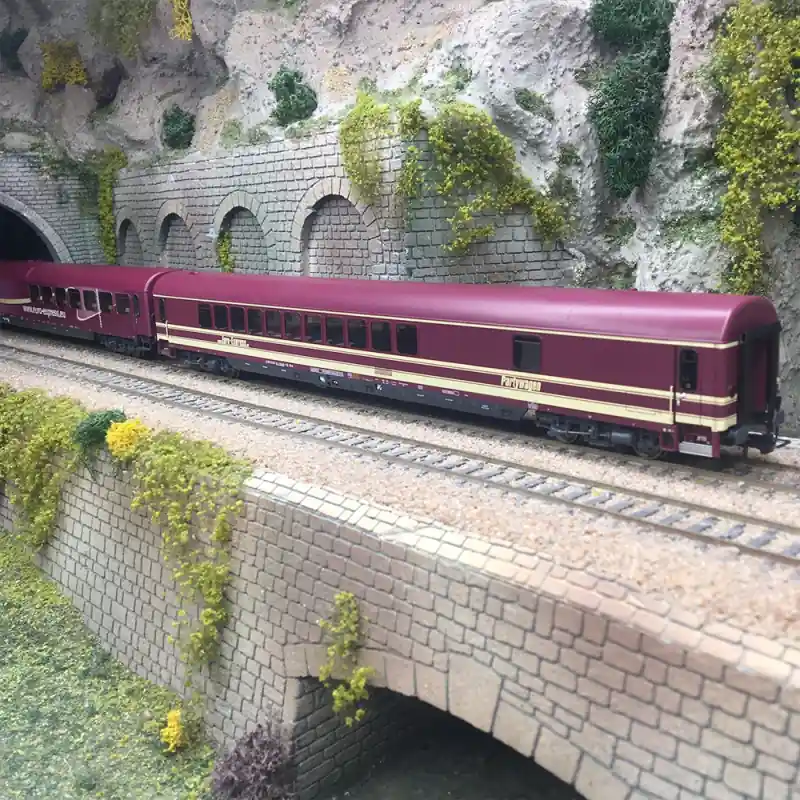 Coffret 2 voitures «Euro-Express» WGmh 804/854 Partywagen et WRmh 132 restaurant, DB AG, Ep. VI - RIVAROSSI HR4350 - HO 1/87 Prix Promo