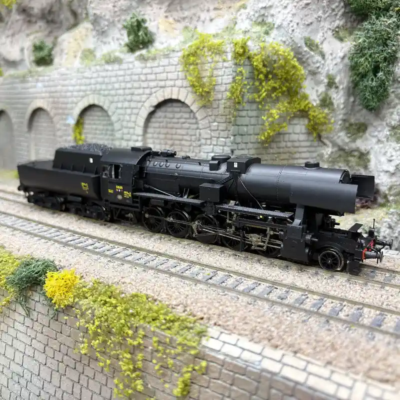 Achat Immédiat Locomotive à vapeur 5605 (DRB classe 52), CFL, Ep. III - ROCO 7110049 - HO 1/87 - DCC Son