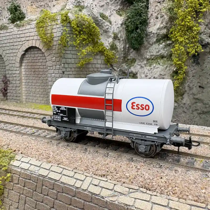 Bon Plan Wagon citerne pétrole « ESSO », SNCF, Ep. IV - REE MODELES WB-877 - HO 1/87