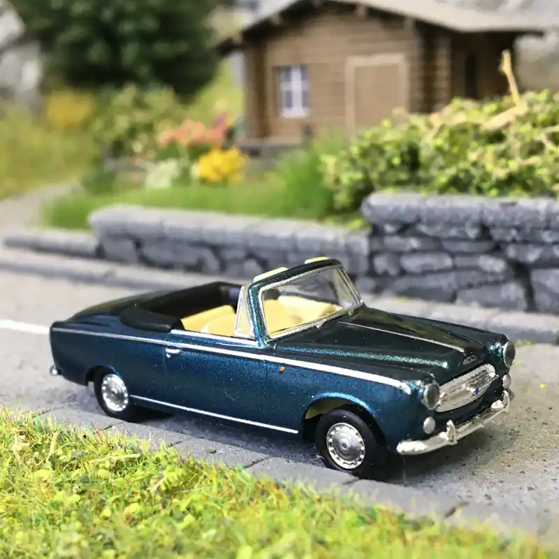 Peugeot 403, cabriolet, vert métal, 1956 - SAI 2536 - HO 1/87 Promotion