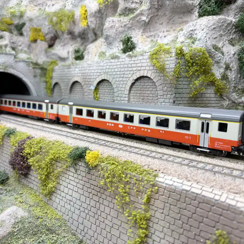 2 voitures voyageurs type EWIII, "Swiss Express", SBB CFF FFS, Ep. IV - MARKLIN 42191 - HO 1/87 Prix Réduit