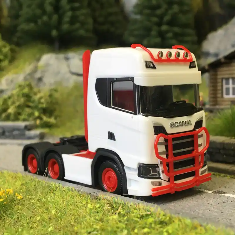 Scania, CS 20 HD, tracteur porteur, 3 essieux (6x4), blanc, rouge - HERPA 314053-006 - HO 1/87 Prix Cassé