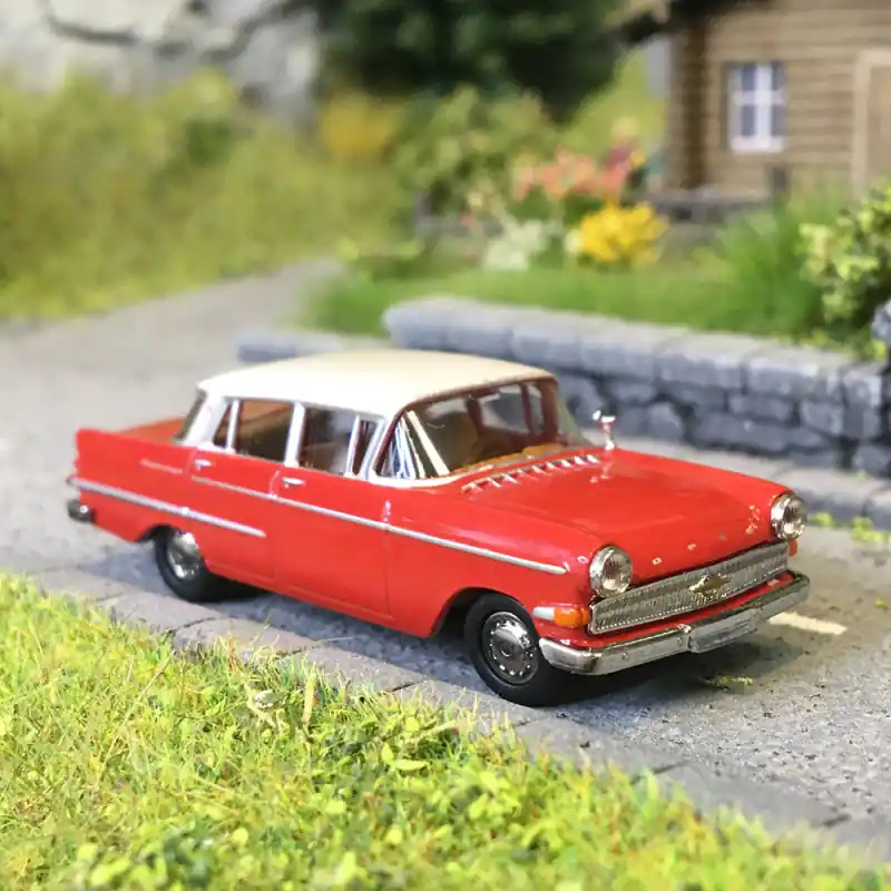 Opel Kapitän 2.6, rouge, blanc, 1959 - BREKINA 20812 - HO 1/87 Promotion