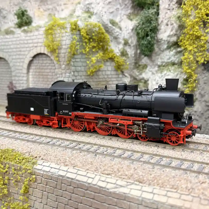 Locomotive à vapeur BR 38 2833, DR, Ep. III - ROCO 71397 - HO 1/87 Réduction