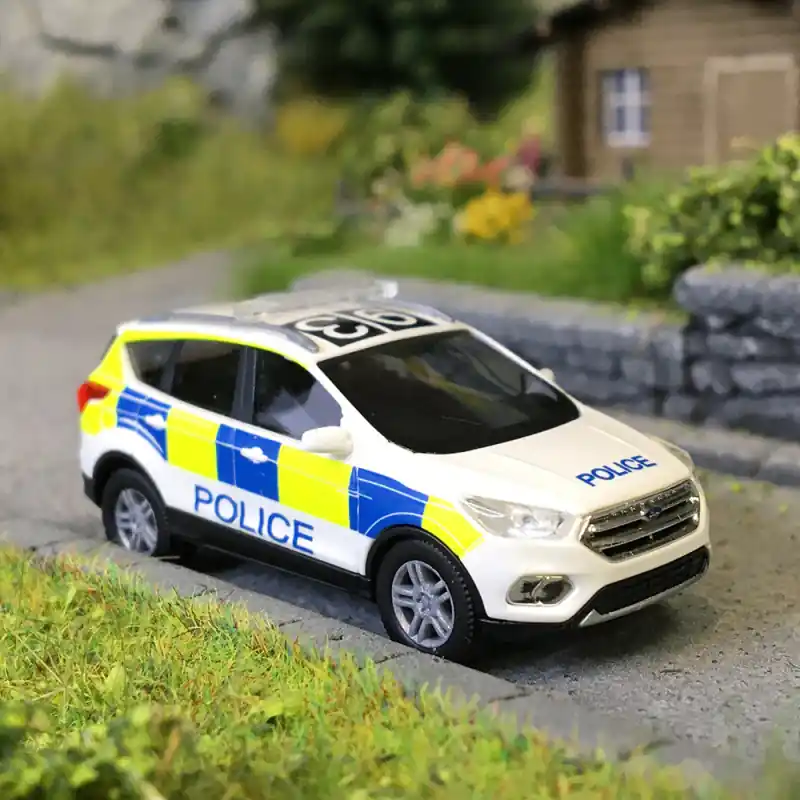 Prix Cassé Ford Kuga, Police, royaume-uni - BUSCH 53531 - HO 1/87