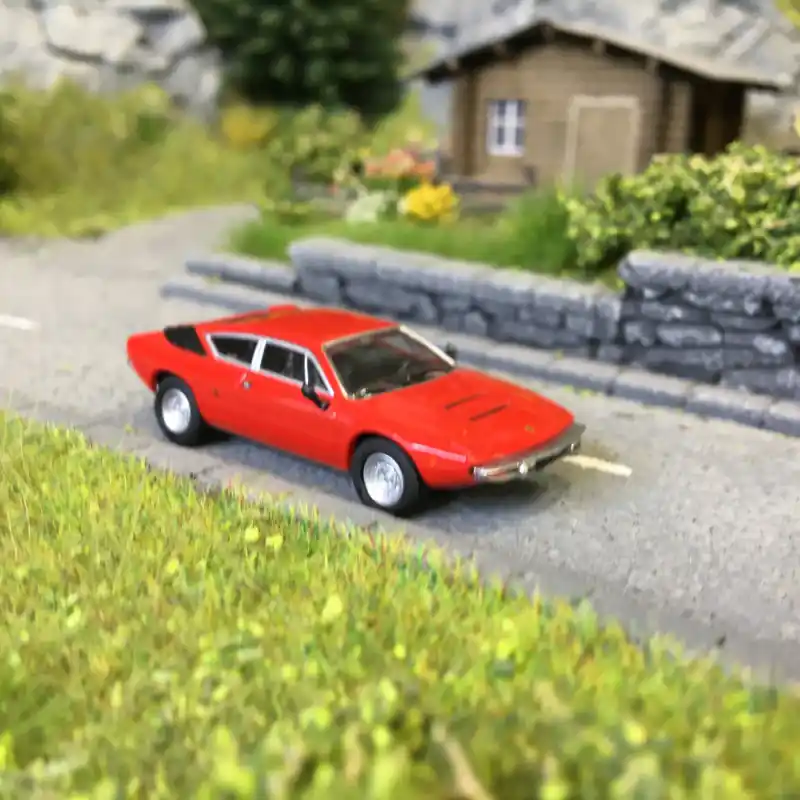 Quantité Limitée Lamborghini Urraco, rouge, 1974 - Minichamps 870103321 - 1/87