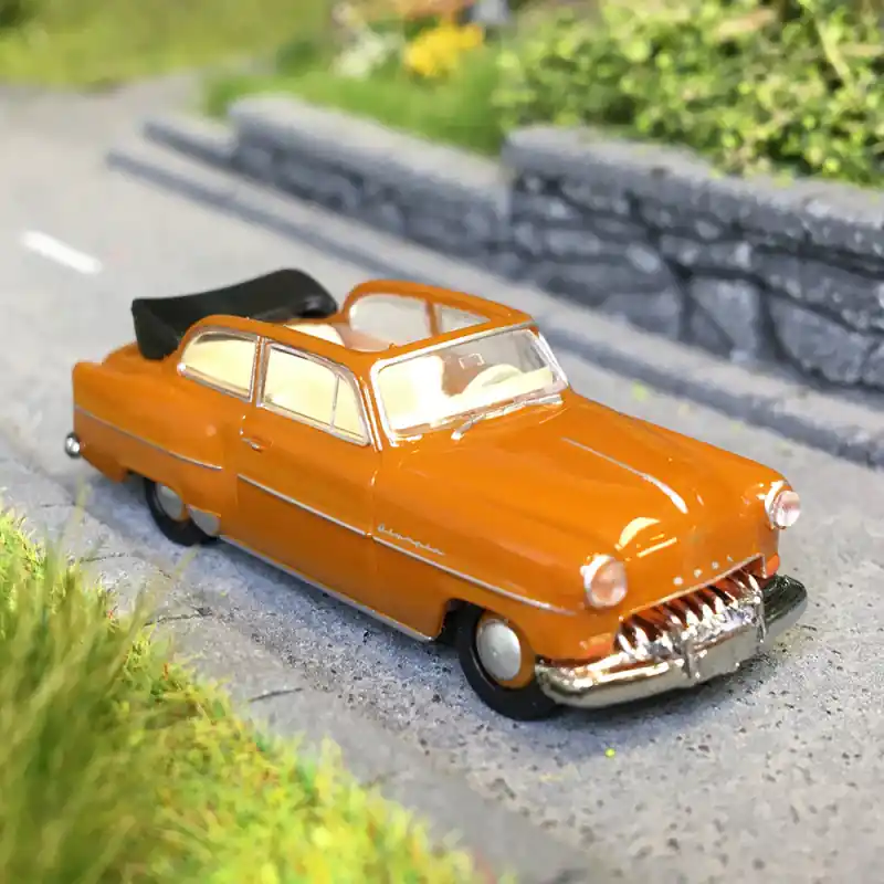 Opel Olympia Rekord découvrable, marron clair, 1954 - BREKINA 20252 - HO 1/87 Vente Directe