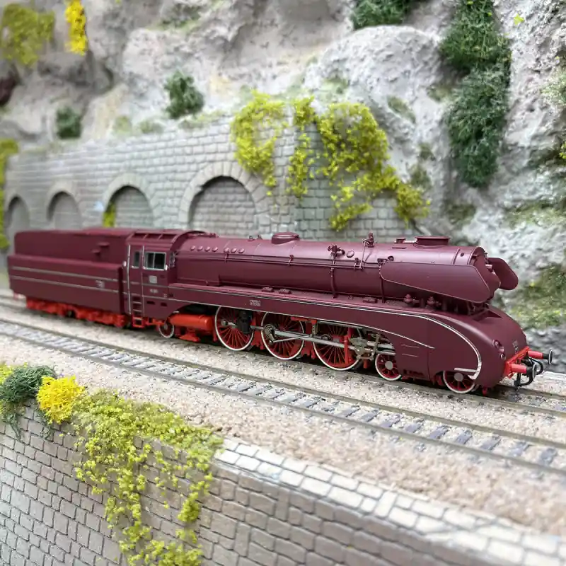 Achat Immédiat Locomotive à vapeur 10 001, DB, Ep. III digital son - ROCO 7110015 - HO 1/87