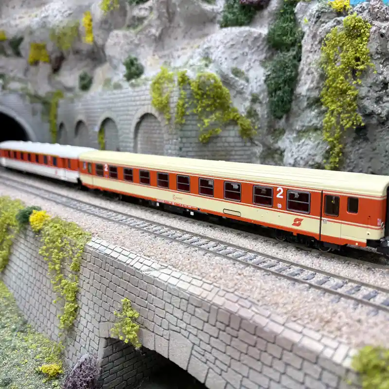 Offre Spéciale 2 voitures, Bmpz 2CL et AP 1CL, "Arlberg Express", ÖBB, Ep. IV - ROCO 6200078 - HO 1/87
