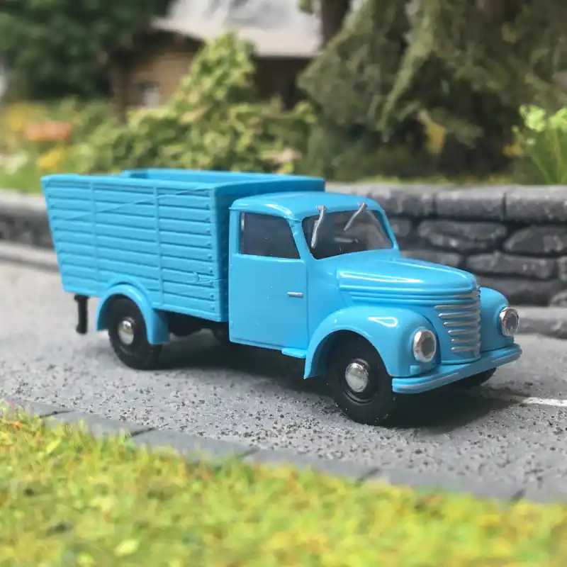 Transporteur d‘animaux Framo V901/2, Bleu - BUSCH 52098 - HO 1/87 Populaire