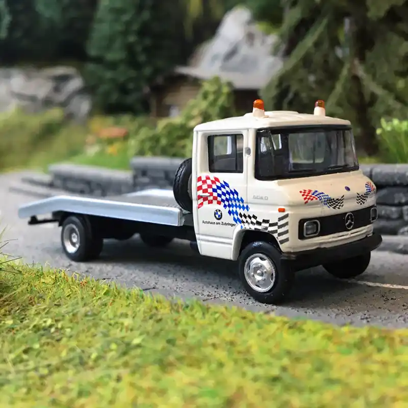 Dépanneuse Mercedes L608 D, à Plateau, Blanc - Brekina 36737 - HO 1/87 Top Vente