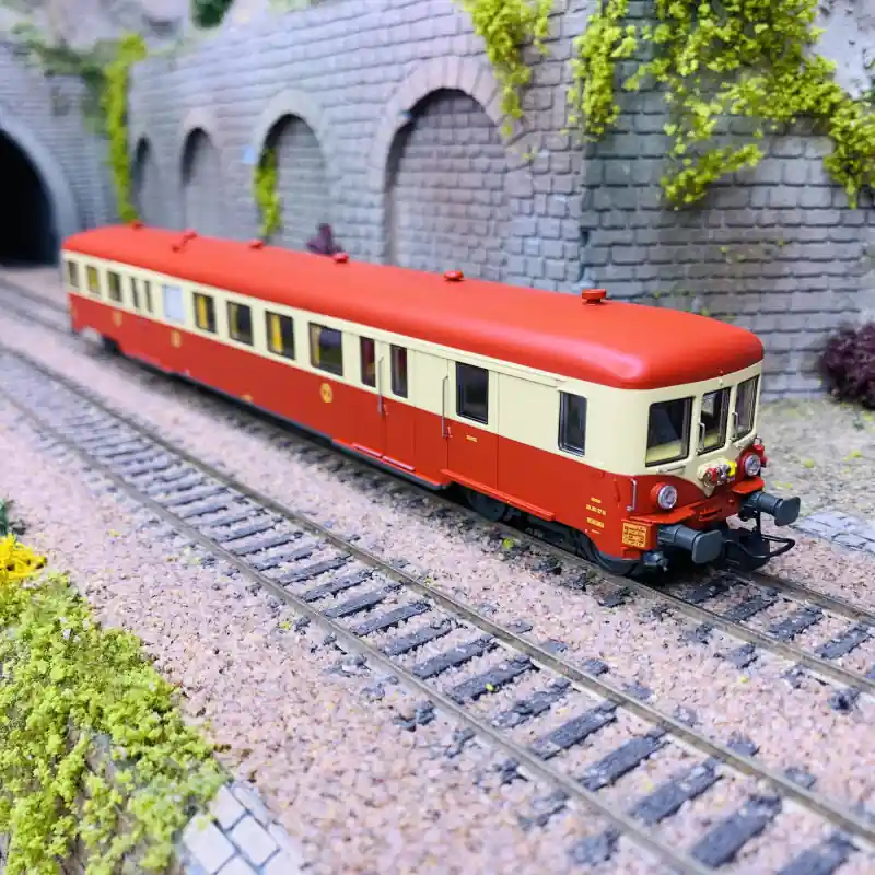 Offre Exclusive Remorque d‘autorail ZR BDX 27111, 2ème classe, SNCF, Ep IV - Digital - R37 41262D - HO 1/87