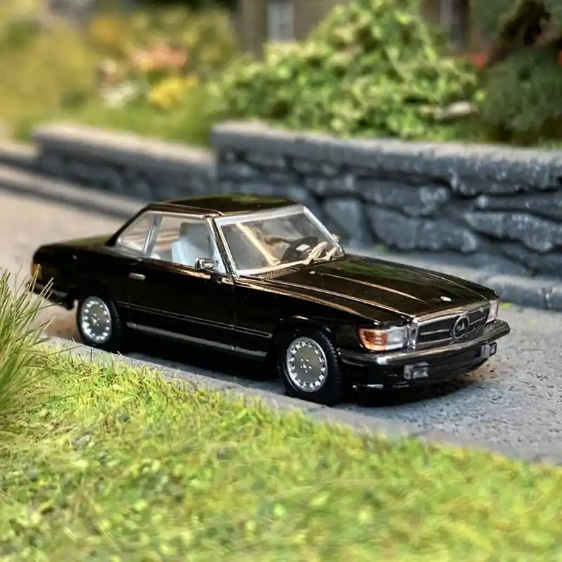 Mercedes SL (R107) noir métallisé, 1971 - PCX 870481 - HO 1/87 Produit De Marque