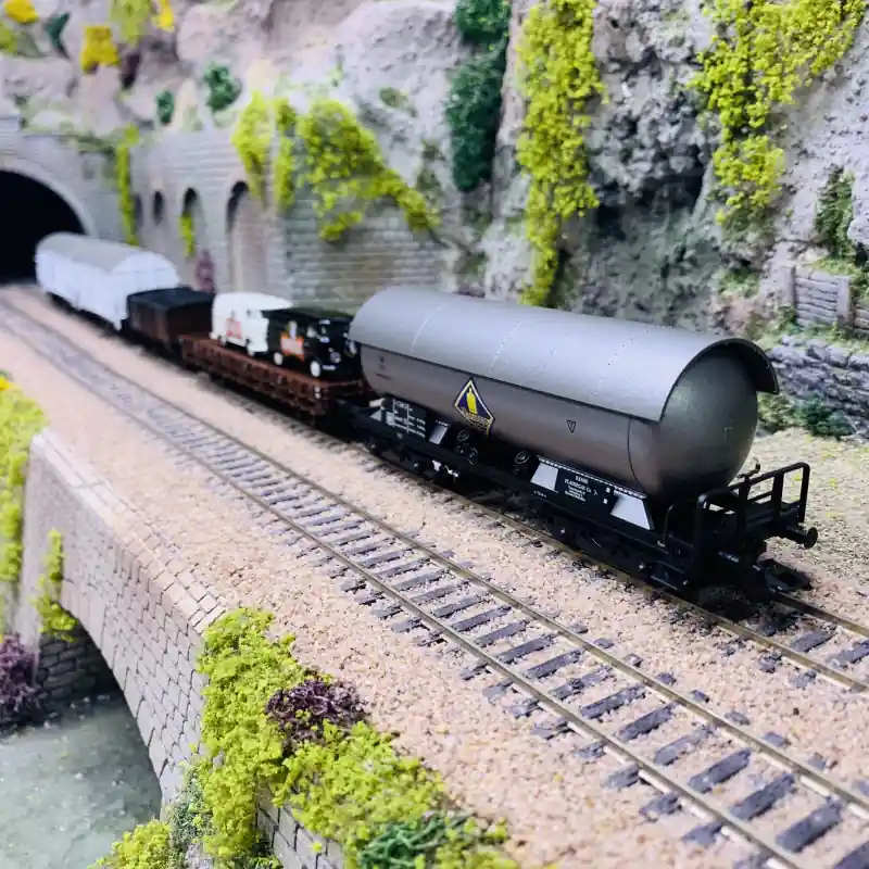 Achetez Aujourd'hui Coffret de wagons marchandises, DSB, Ep. III - MARKLIN 48834 - HO 1/87