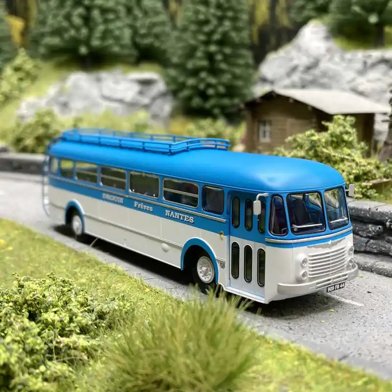 Livraison Express Autocar Renault 4190 "Drouin Frères Nantes (44)" - REE CB-138 - HO 1/87