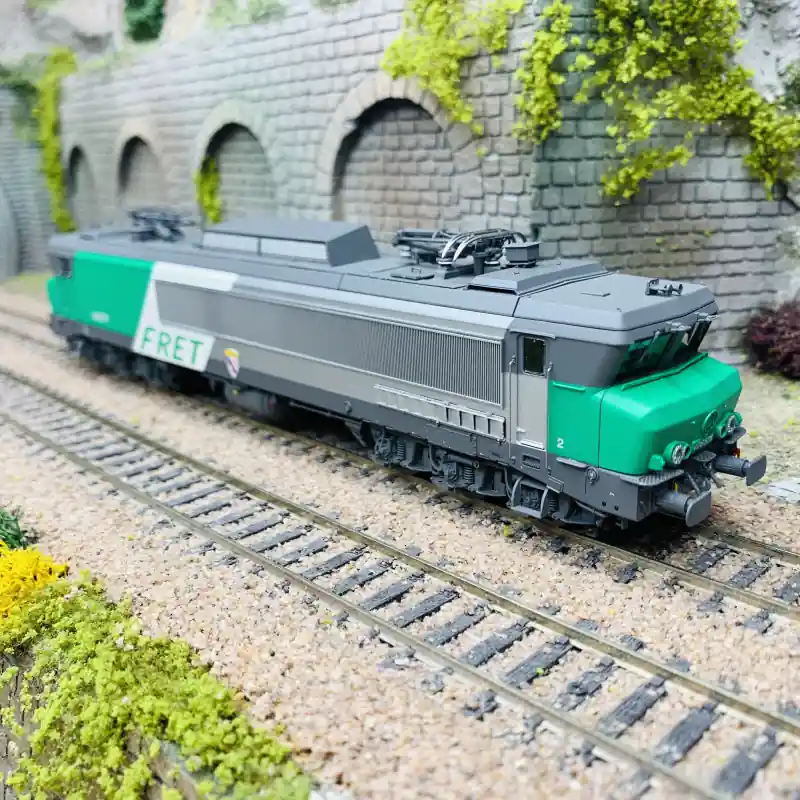 Locomotive CC6571 livrée FRET, SNCF, Ep V - VI - HO 1/87- LSMODELS 10317 Commande En Gros