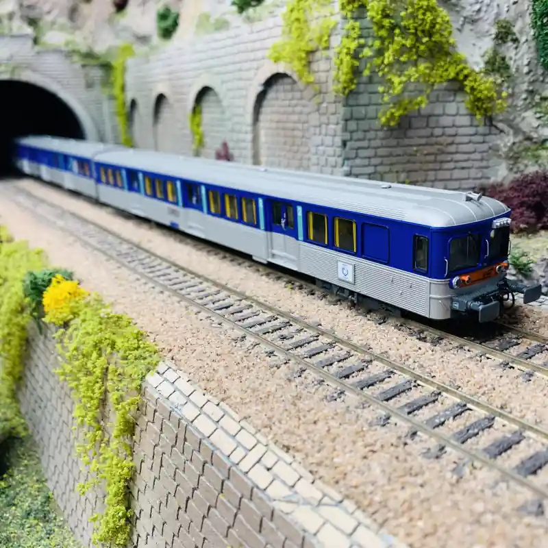 3 voitures RIO 80 Centre, SNCF, Ep V - JOUEF HJ4184 - HO 1/87 Quantité Limitée