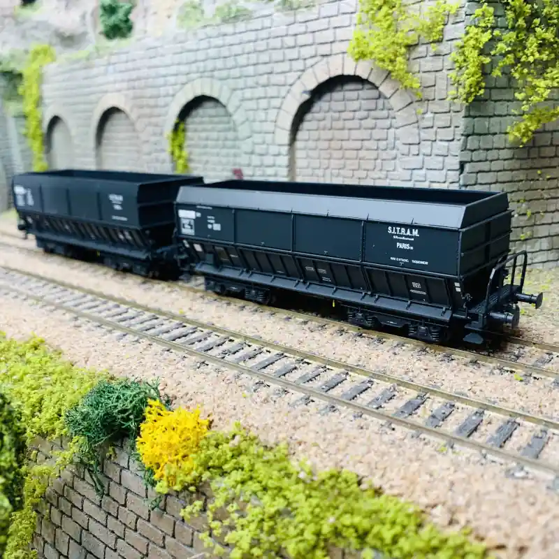 Meilleur Prix 2 wagons trémies minéraliers DMH "SITRAMI", Sncf, Ep III - Lsmodels 31108 - HO 1/87