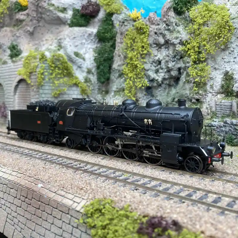 Locomotive 141 C 579 plaque PLM, Sncf Ep III digital son 3R - REE MB-158SAC - HO 1/87 Commander Vite