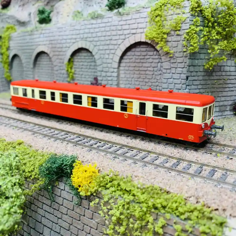 Produit De Marque Remorque unifiée XR ABD 7360 SOTTEVILLE, SNCF, Ep III-IV - REE VB-446 - HO 1/87