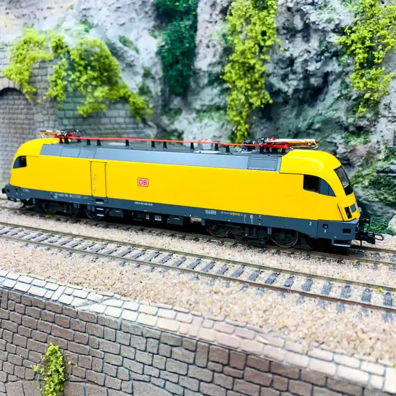 Authentique Locomotive électrique série 182 536-3, DB AG, 3R digital son, Ep VI - ROCO 78529