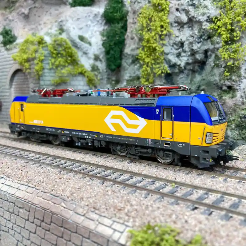 Achat Immédiat Locomotive électrique Vectron 193 733-3, ELL, NS, Ep VI, Digital Son - TRIX 25198 - HO 1/87
