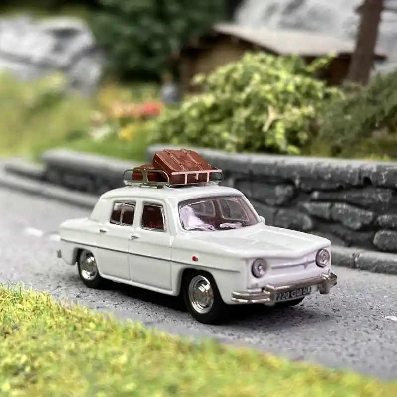 Renault 8 blanche, galerie et valises - SAI 1732 - HO 1/87 Nouveauté