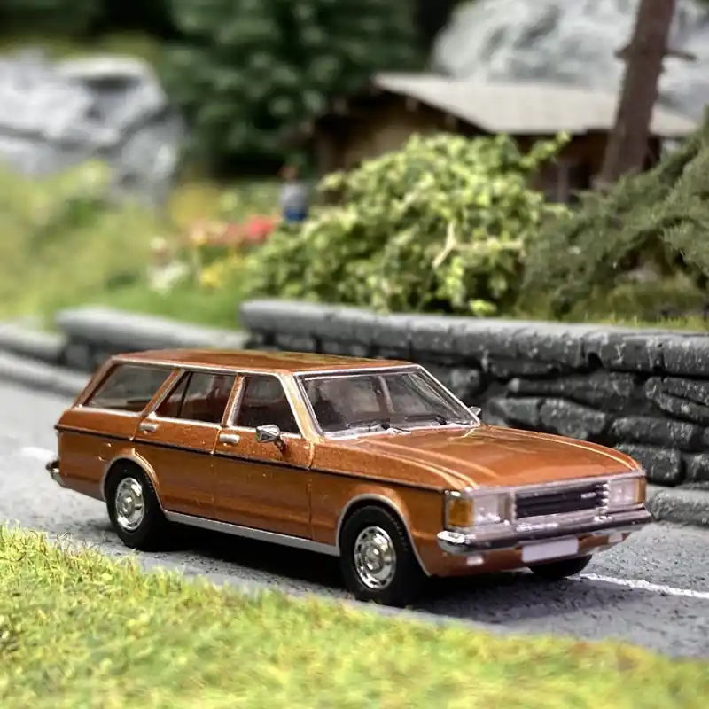 Dernier Modèle Ford Granada MK1 Break Cuivre - PCX870405 - HO 1/87