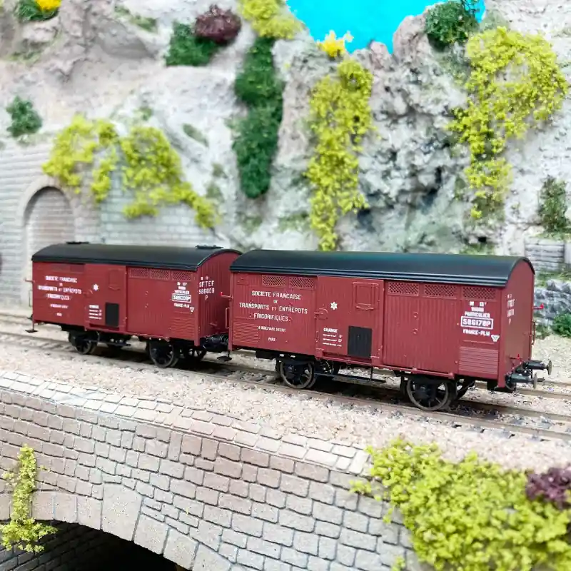 2 wagons isotherme "STEF" PLM, Ep II - REE WB763 - HO 1/87 Solde