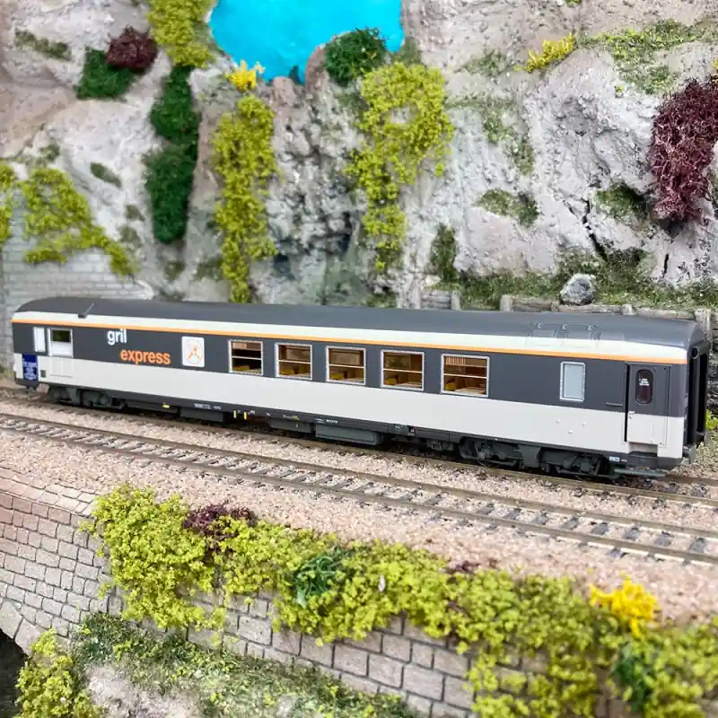 Commande En Gros Voiture Corail "Gril Express" 5ème régiment du génie (armée) Sncf, Ep IV et V - LSMODELS 40157 - HO 1/87