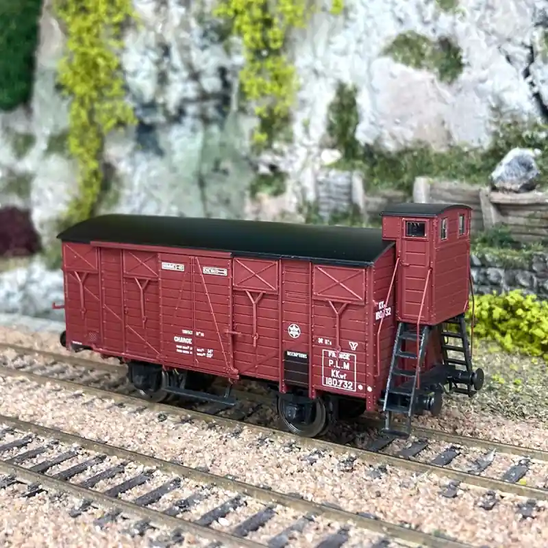 Wagon couvert OCEM 19 avec guérite, PLM, Ep II - REE WB686 - HO 1/87 Offre Limitée