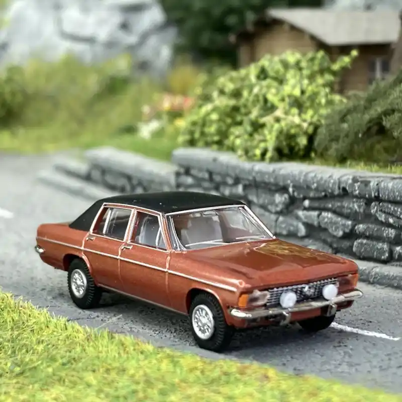 Opel Admiral B Marron / Noir - BREKINA 20719 - HO 1/87 Top Vente