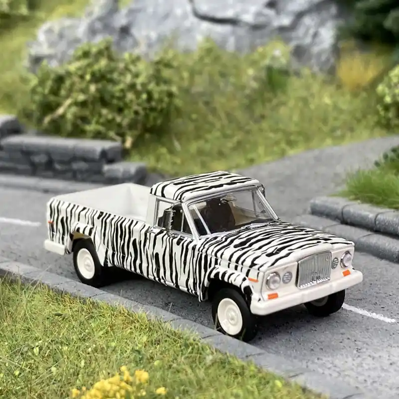 Commander Maintenant Jeep Gladiator A "Safari" - BREKINA 19817 - HO 1/87