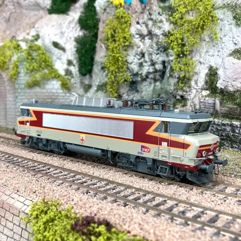 Locomotive électrique BB 15022 "Arzens, gris béton" Sncf, Ep VI digital son 3R - LSMODELS 10989S - HO 1/87 Paiement Sécurisé