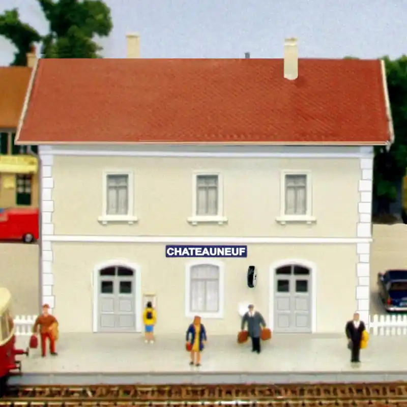 Acheter En Ligne Gare SNCF de Châteauneuf - SAI 100 - HO 1/87