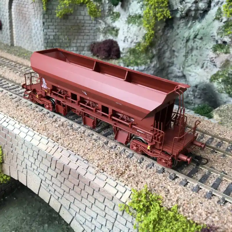 Haute Qualité Wagon Trémie F70 Uas SNCF Ep IV - V -HO 1/87-REE WB677