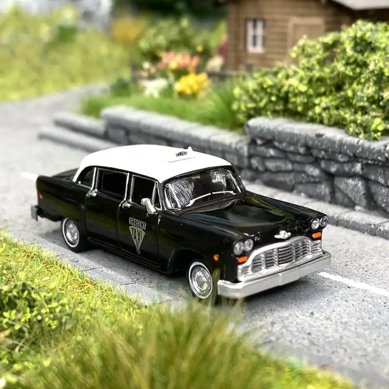 Acheter En Ligne Taxi Checker Cab Winnipeg "Sargent Taxi" - DRUMMER 58933 - HO 1/87