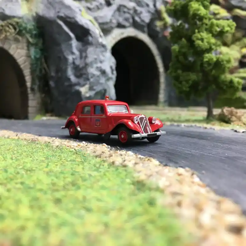 Citroën Traction 11B 1952 Pompiers de Lyon-HO 1/87-SAI 6124 Authentique