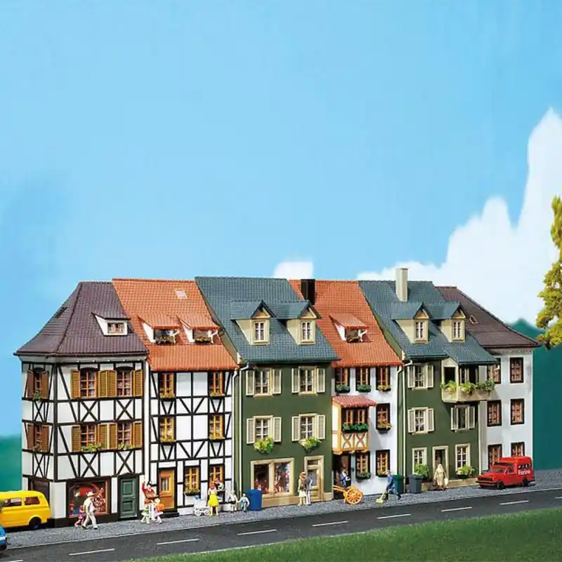 6 demi maisons de ville -HO-1/87-FALLER 130430 Certifié