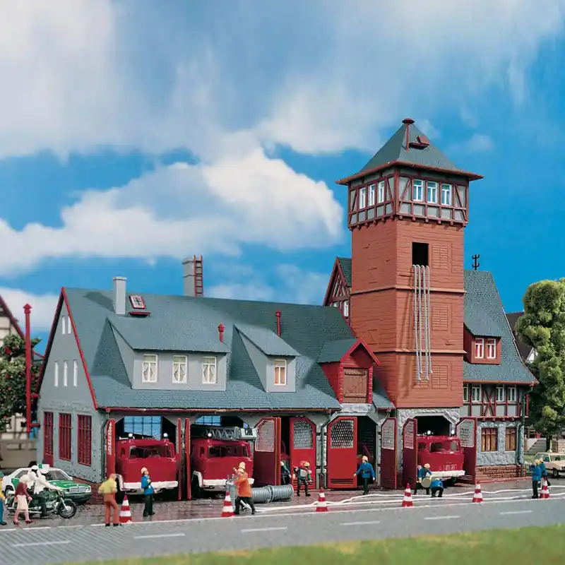 Caserne de pompiers-HO-1/87-VOLLMER 43767 Quantité Limitée
