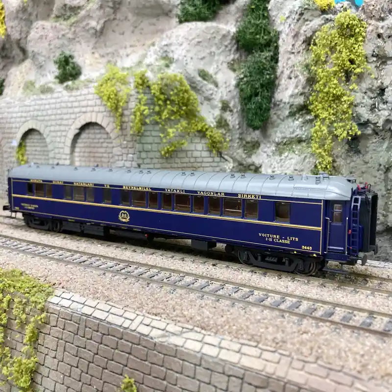 Voiture lits 3443, WL S1, livrée 1956, CIWL, Ep IIIbc (éclairage) - LSMODELS 49148 - HO 1/87 Affaire À Saisir