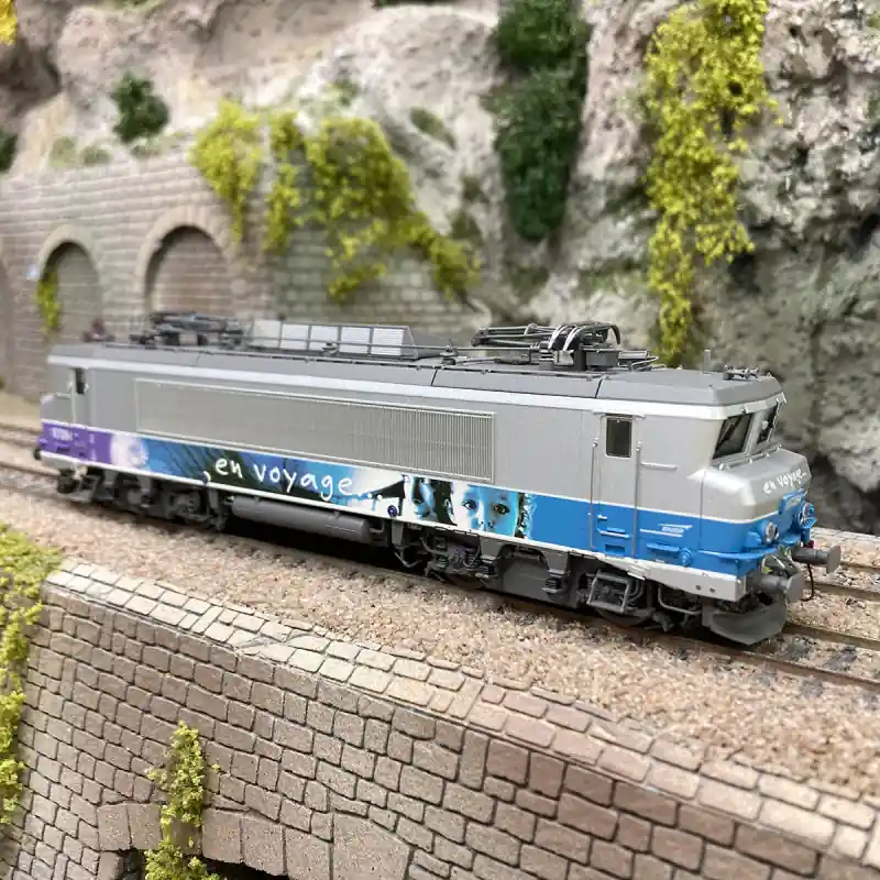 Paiement Sécurisé Locomotive électrique BB 7284, "En voyage", Casquette, SNCF, Ep. VI digital son - LSMODELS 10205S - HO 1/87