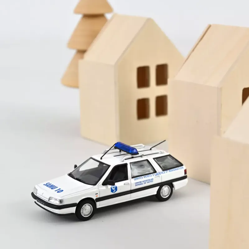 Voiture miniature collection 1/43 Renault 21 Nevada 1991 SAMU Norev 512137 Dernier Modèle